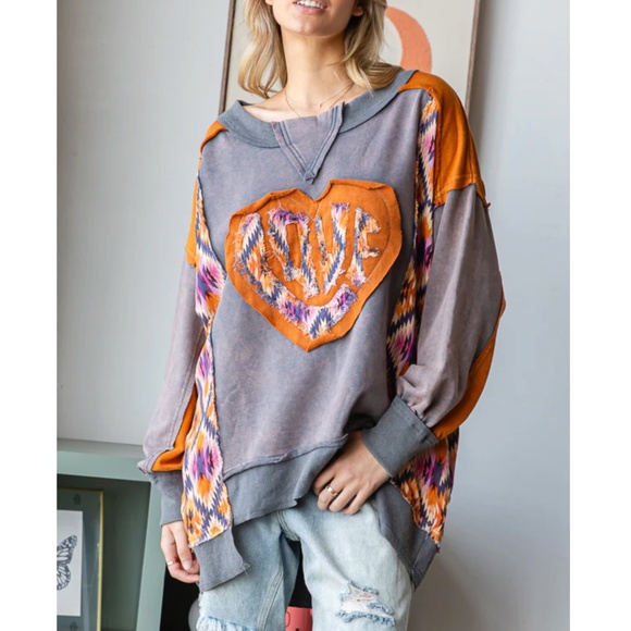 Oli & Hali Mineral Wash Tie Dye Love Patchwork Sweater Top - Picture 3 of 7